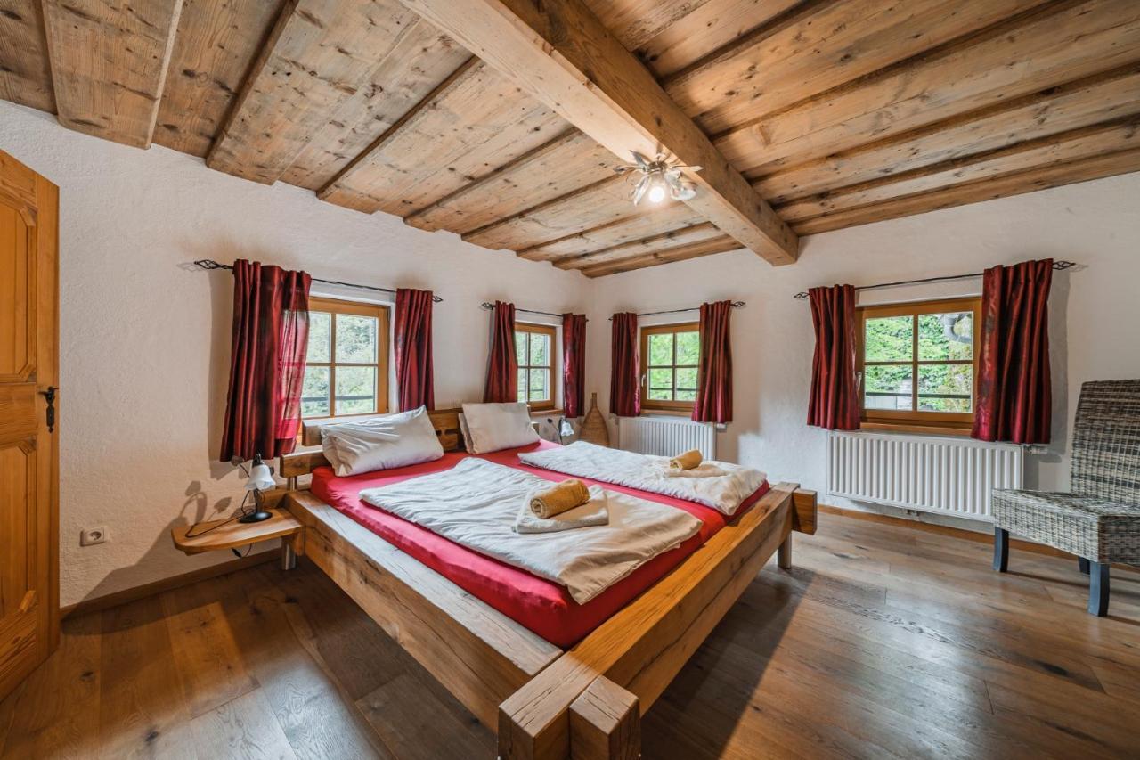 Villa Ferienhaus Gut - Eisenlehen à Bad Goisern Extérieur photo